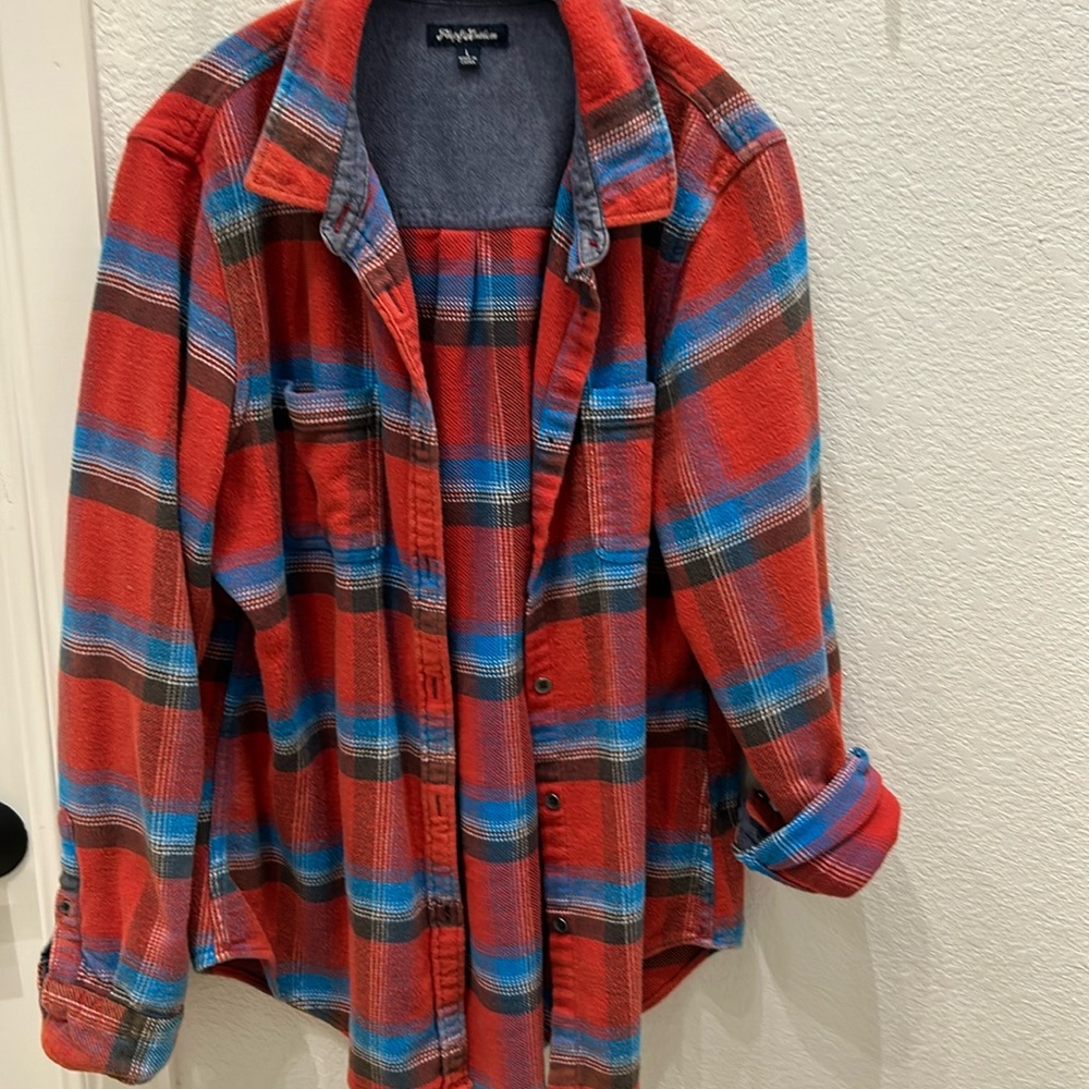 Red and blue women’s shacket